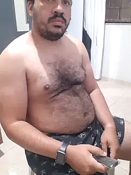 Snapshot of Urso_Nerd chatting on 09.25.25 Urso Nerd online show from 09.25.25