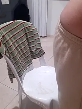 Snapshot of Urso_Nerd chatting on 10.03.25 Urso Nerd online show from 10.03.25