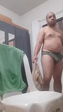 Snapshot of Urso_Nerd chatting on 10.08.25 Urso Nerd online show from 10.08.25