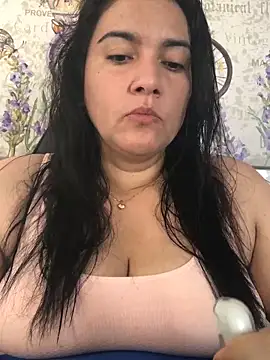 Snapshot of sweetdulcexxx chatting on 12.17.25 sweetdulcexxx online show from 12.17.25