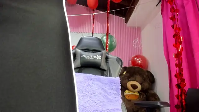 Mindy 19 online show from 02.22.26