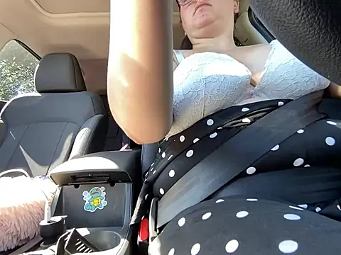 GirlSquirt online show from 10.05.25