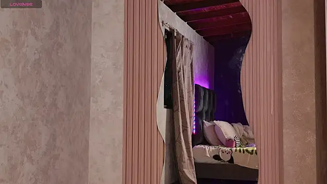 Taurito    online show from 10.02.25