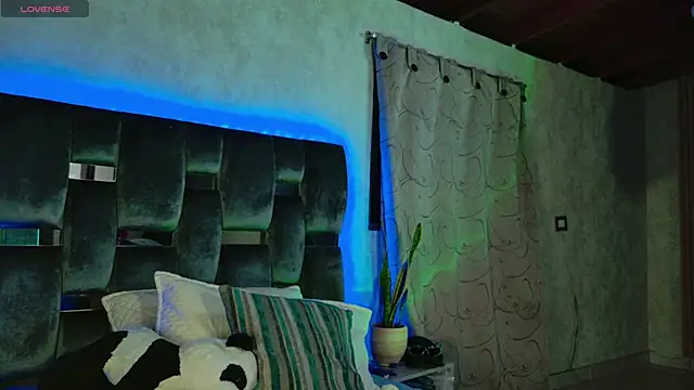 Taurito    online show from 11.04.25