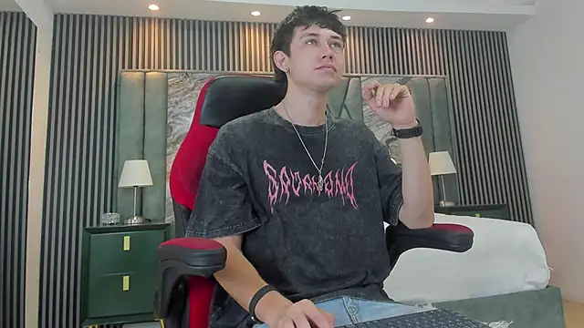 Michael blue online show from 09.20.25