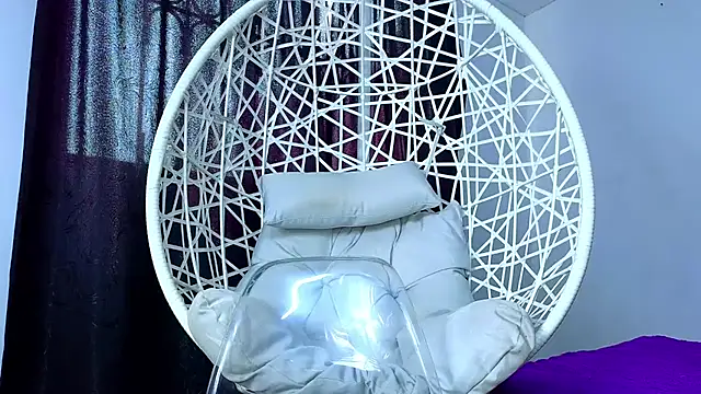 cuteeimy online show from 12.16.25