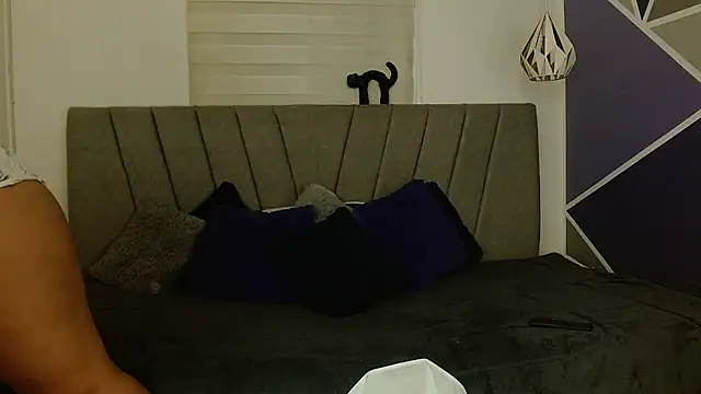 Yera carey online show from 10.07.25