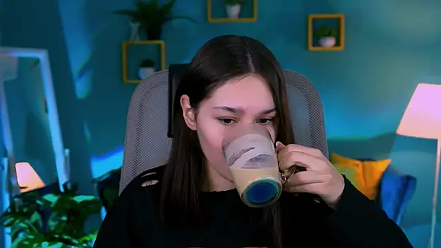 KimClarks  online show from 11.09.25