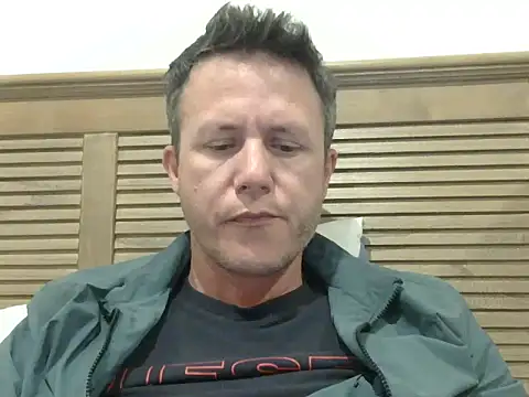 Snapshot of TroyDieselXXX chatting on 06.07.26 TroyDieselXXX online show from 06.07.26