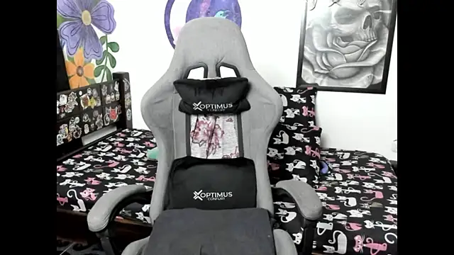 Luna0ciaran online show from 10.27.25