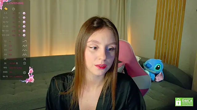 Snapshot of sweet_loopy chatting on 10.18.25 sweet loopy online show from 10.18.25