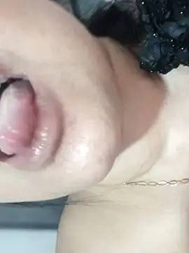 Snapshot of methu01 chatting on 09.12.25 methu01 online show from 09.12.25