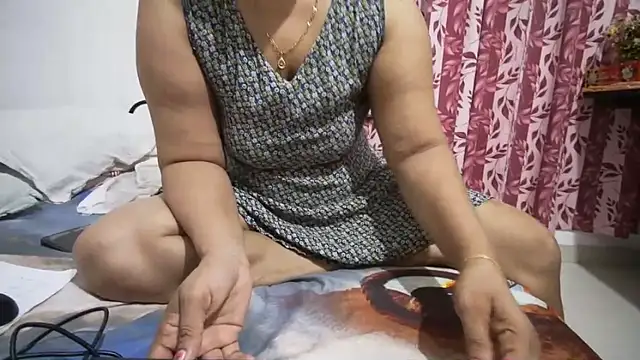 Snapshot of methu01 chatting on 10.22.25 methu01 online show from 10.22.25