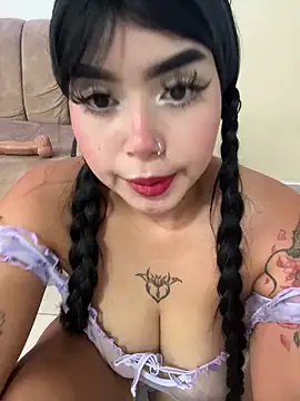 lucialauper  online show from 06.21.26