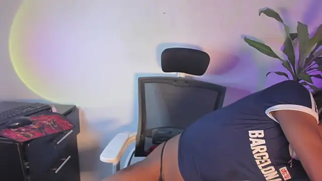 Rosaly Rodman online show from 11.24.25