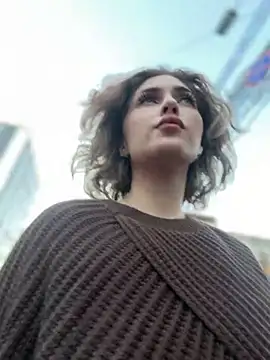 Snapshot of KellyKeler chatting on 10.31.25 KellyKeler online show from 10.31.25