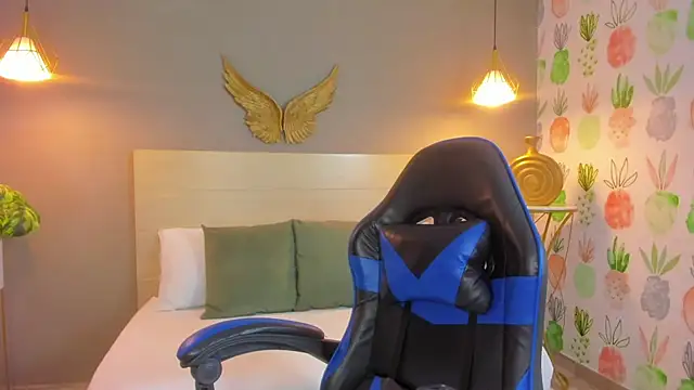 kitty sweeety  online show from 04.14.26