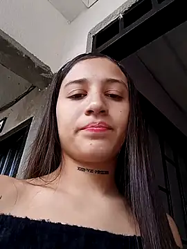 Arii collins1 online show from 10.13.25