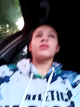 Arii collins1 online show from 10.18.25