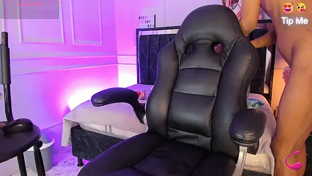 Snapshot of SwettRenata_ chatting on 09.27.25 SwettRenata  online show from 09.27.25