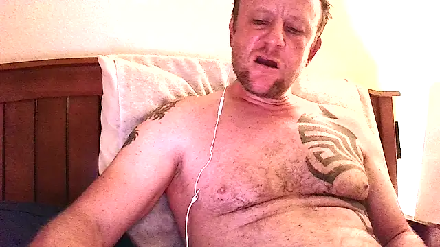 Snapshot of Yournaughty chatting on 06.14.26 Yournaughty online show from 06.14.26