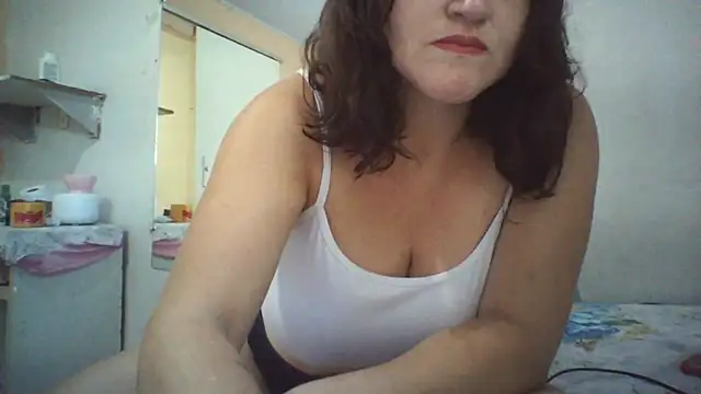 Snapshot of Vanessinhadappkrosa chatting on 07.04.26 Vanessinhadappkrosa online show from 07.04.26