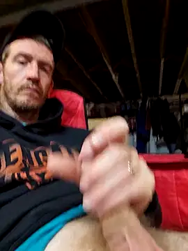 Snapshot of Sampzon chatting on 09.23.25 Sampzon online show from 09.23.25