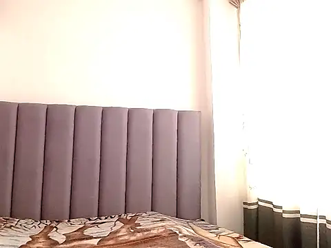 saara johnson496 online show from 01.12.26