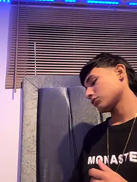 Snapshot of cody_fox10 chatting on 11.06.25 cody fox10 online show from 11.06.25