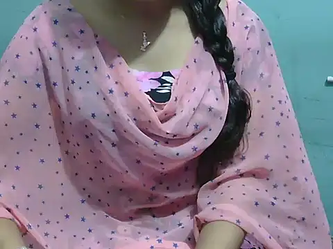 Snapshot of lovely_soniya chatting on 09.18.25 lovely soniya online show from 09.18.25