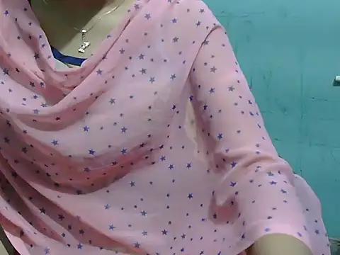 Snapshot of lovely_soniya chatting on 09.23.25 lovely soniya online show from 09.23.25