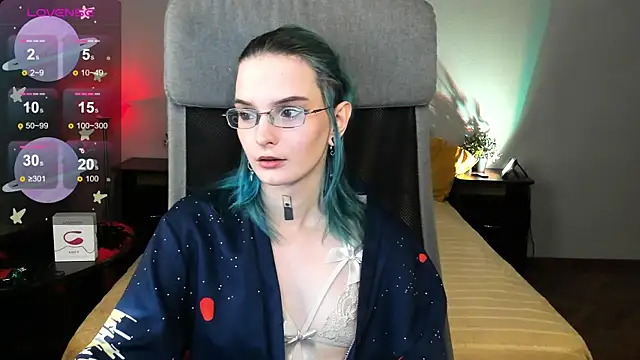Snapshot of lika_haris chatting on 09.20.25 lika haris online show from 09.20.25