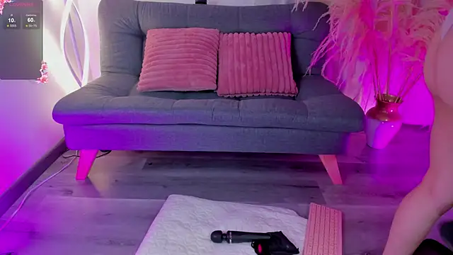 hannacutegod online show from 12.23.25