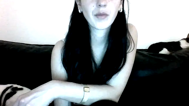 milagaborxx online show from 04.15.26