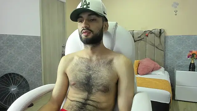 Ryan Jackson  online show from 10.04.25