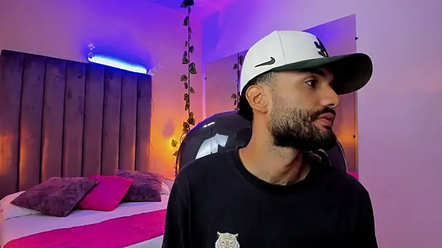 Ryan Jackson  online show from 12.14.25