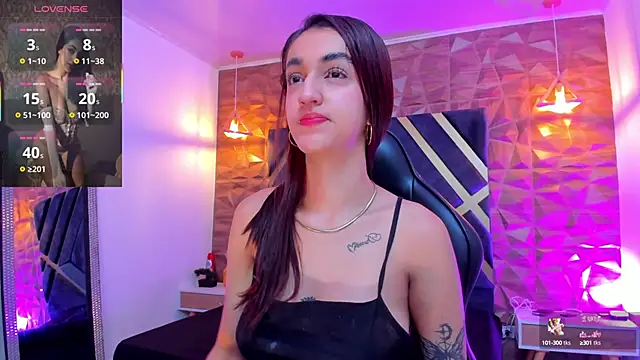 LexiVie  online show from 10.04.25