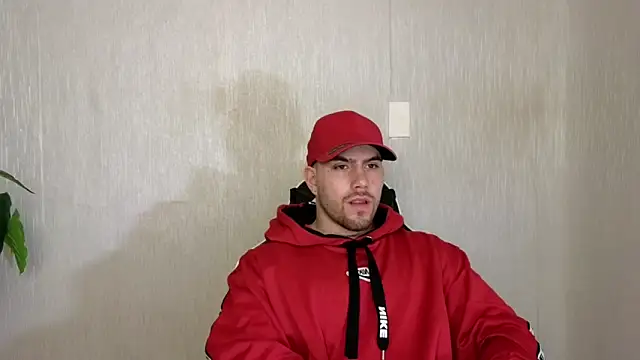 Snapshot of Ades_Lowe chatting on 10.09.25 Ades Lowe online show from 10.09.25