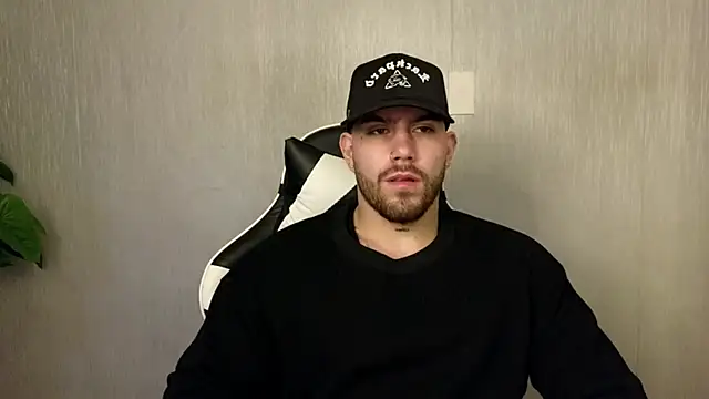 Snapshot of Ades_Lowe chatting on 10.21.25 Ades Lowe online show from 10.21.25