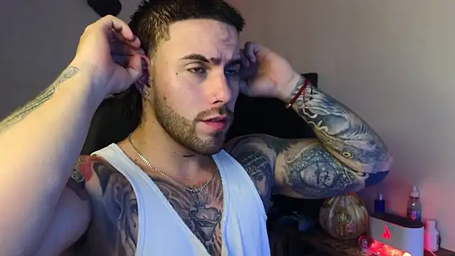 Ades Lowe online show from 04.11.26