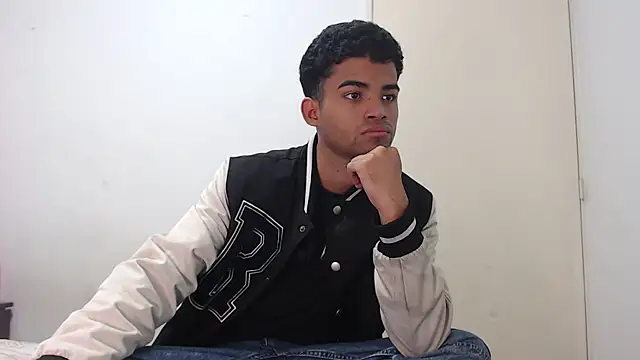 camillo beischel  online show from 01.12.26