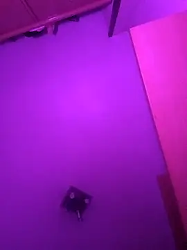 Hottiesophie online show from 04.13.26