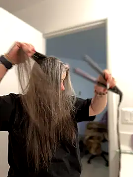 Alix Valentine online show from 11.15.25