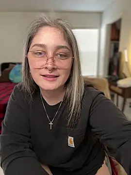 Alix Valentine online show from 02.05.26