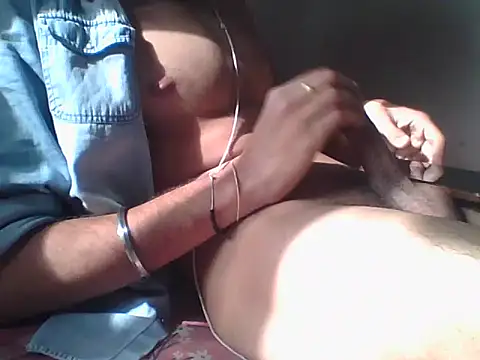 Snapshot of s3xyguy25_x chatting on 03.15.26 s3xyguy25 x online show from 03.15.26