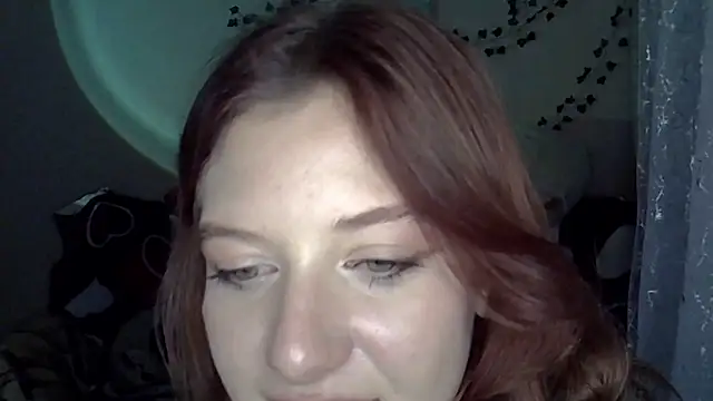 Lily Ember online show from 11.19.25