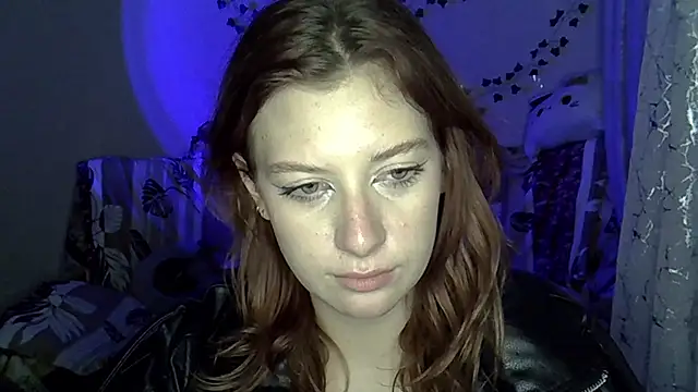 Lily Ember online show from 12.02.25