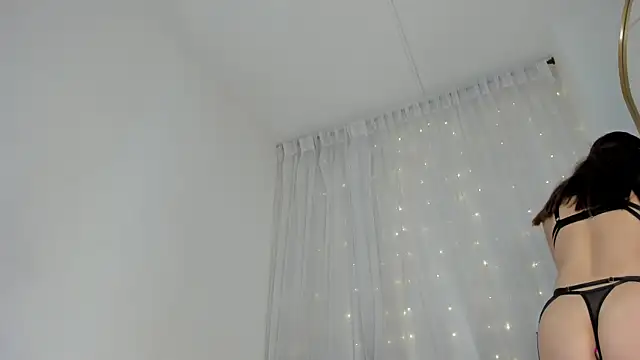 kyany  online show from 09.18.25