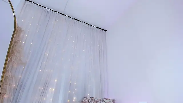 kyany  online show from 12.18.25