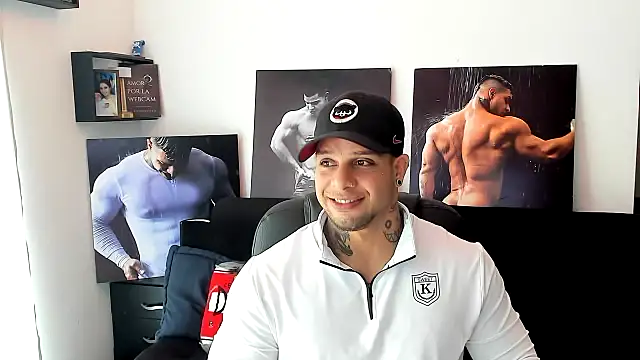 Snapshot of Marck_Mathews chatting on 01.06.26 Marck Mathews online show from 01.06.26